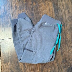 Figs Zamora Joggers in Graphite, XSmall petite